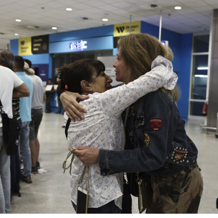 Πόλεμος στο Ισραήλ: Στην Αθήνα οι πρώτοι Έλληνες – «Μπήκαμε σε bomb room»