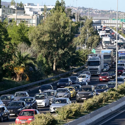 Τέλη κυκλοφορίας με τον μήνα: Oι «κόφτες» και ο λογαριασμός με παραδείγματα Τέλη κυκλοφορίας με τον μήνα: Oι «κόφτες» και ο λογαριασμός με παραδείγματα