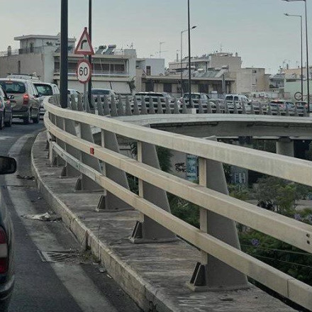 Κυκλοφοριακό κομφούζιο στον Κηφισό – Ουρές χιλιομέτρων [vid & pics]