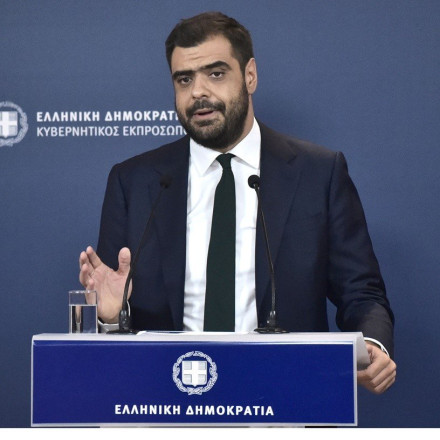 Μαρινάκης: «Το ΠΑΣΟΚ αποφεύγει την ουσία και πετάει τη μπάλα στην εξέδρα»