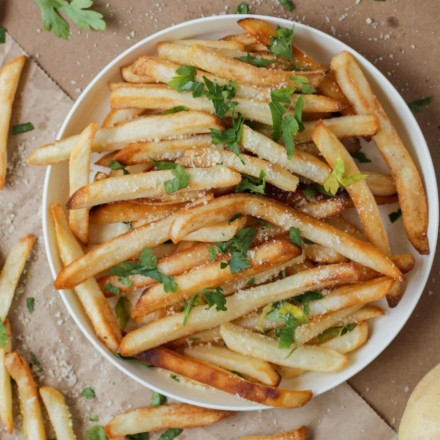 Τραγανές τηγανητές πατάτες σαν αυτές που τρώμε έξω; Κάντε τις εύκολα!