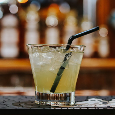 Νέο περιστατικό με ανήλικους που κατέληξαν στο νοσοκομείο από κατανάλωση αλκοόλ σε μπαρ