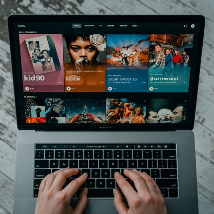 The Last of Us: Αγάλματα Clickers φτιαγμένα από… ψωμί!