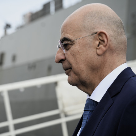 Δένδιας: Οι ελληνικές φρεγάτες και τα F-16 θωρακίζουν την Κύπρο - Πανέτοιμο το πλήρωμα του «Κίμωνα»