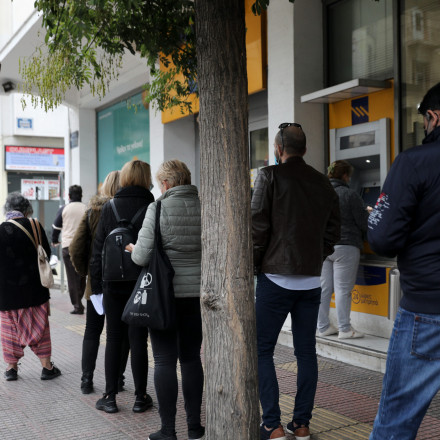 Μπαράζ αναδρομικών σε χιλιάδες συνταξιούχους - Ποιες κατηγορίες πληρώνονται, ποιοι παίρνουν... σειρά