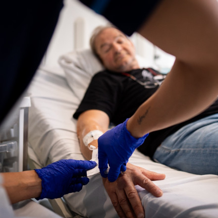 Καρκίνος: Πειραματικό φάρμακο εξάλειψε πλήρως όγκο της ουροδόχου κύστης