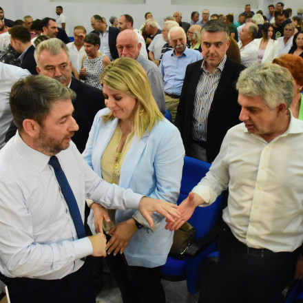 «Βόμβα» Κωνσταντινόπουλου: Βάζει θέμα ηγεσίας πριν τις εκλογές στο ΠΑΣΟΚ