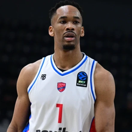 Λήξη συναγερμού με τον Λέμον του Πανιωνίου που εγκλωβίστηκε στο Ντουμπάι - Επιστρέφει στην Αθήνα