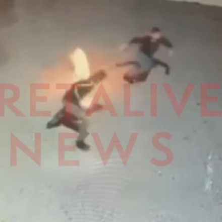 Τρεις ανήλικοι με εμπρηστικό μηχανισμό στο σχολείο τους - Βίντεο ντοκουμέντο από την έκρηξη