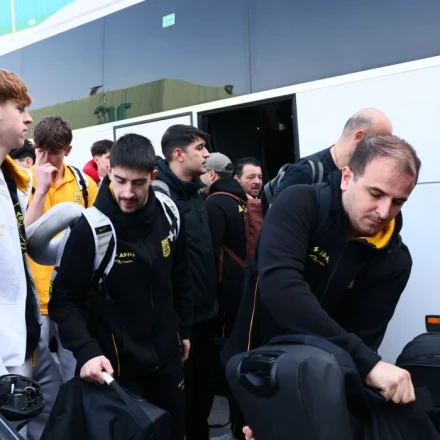 Τέλος στην αγωνία για την αποστολή της ομάδας εφήβων του Άρη - Επέστρεψε στη Θεσσαλονίκη (pics)