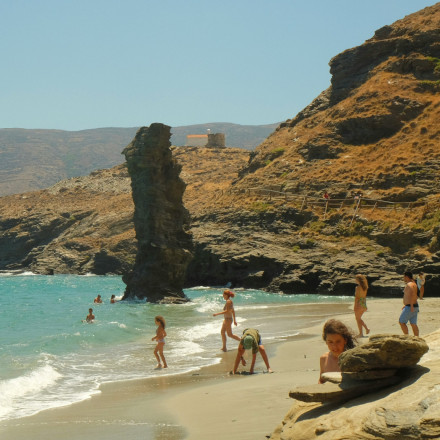 Άνδρος: Το ελληνικό νησί που κερδίζει την Ευρώπη για τον αυθεντικό του χαρακτήρα