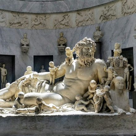 Γιατί τα αρχαία αγάλματα είναι συνήθως γυμνά