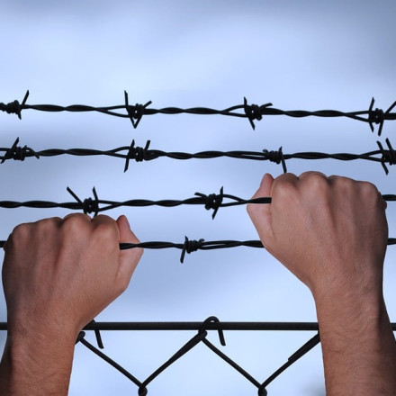 Έκρηξη παραπληροφόρησης και fake news στο διαδίκτυο έφερε ο πόλεμος ΗΠΑ-Ιράν