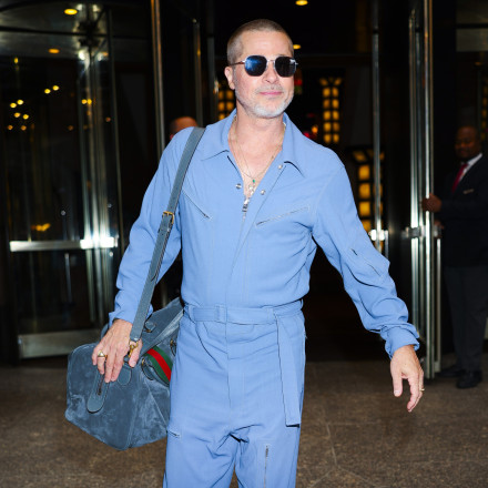 Μπραντ Πιτ: Στα «τρελά νερά» της Χαλκίδας ο διάσημος ηθοποιός - Επόμενο γύρισμα στο Δημαρχείο Αθηνών