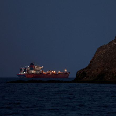 Τραμπ σε Ιράν: Αφαιρέστε άμεσα τυχόν νάρκες στο Ορμούζ - Τεχεράνη: «Δεν επιδιώκουμε κατάπαυση πυρός»