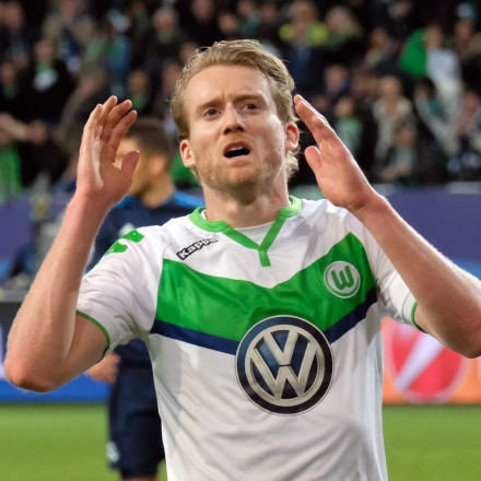 Σούρλε: Ο παγκόσμιος πρωταθλητής που έφυγε από τα φώτα του ποδοσφαίρου και τεστάρει τα όρια του