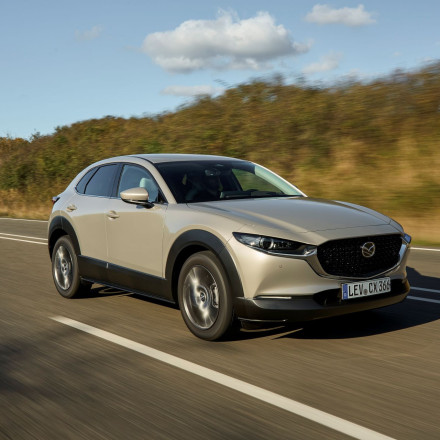 Mazda CX-30: Premium αισθητική, υβριδική υπεροχή και ασφάλεια 5 αστέρων