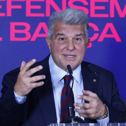 Ποδόσφαιρο και κάλπη: Η μεγάλη μέρα για το μέλλον της Μπαρτσελόνα (pics)