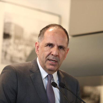 Γεραπετρίτης από Βρυξέλλες: Δεν είναι στην πρόθεση της Ελλάδας να εμπλακεί στον πόλεμο