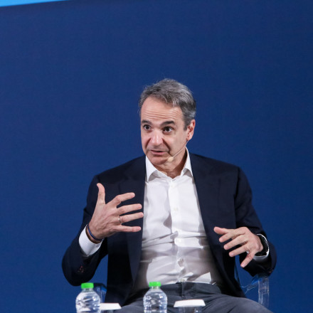 Μητσοτάκης στη Λάρισα: «Δεν θα κάναμε επενδύσεις στην άμυνα αν τα δημόσια οικονομικά δεν ήταν καλά»