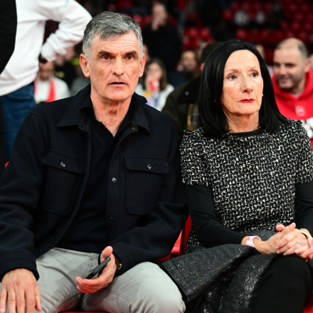 Μεντιλίμπαρ: Στιγμές χαλάρωσης με την σύζυγό του στην Ύδρα