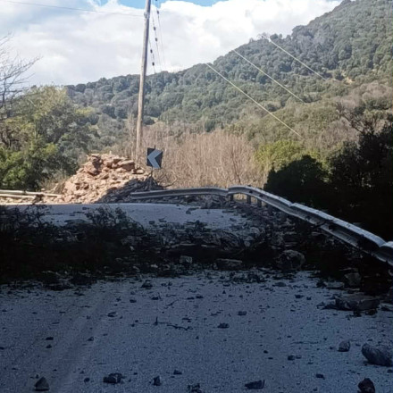 Σεισμός στην Καρδίτσα: Ζημιές στην Μονή Παναγίας Σπηλιάς από τα 4,8 Ρίχτερ - Χωρίς ρεύμα η Αργιθέα