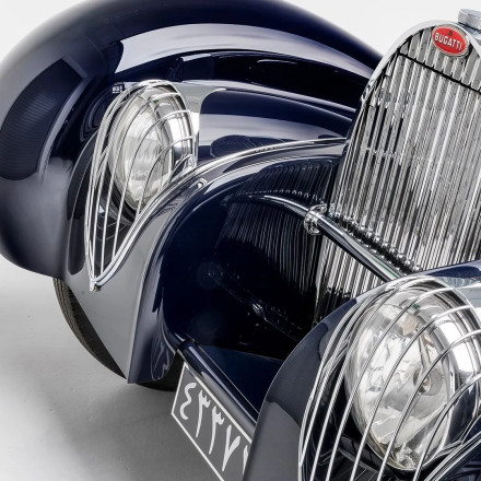 Τετράτροχα και Διπλωματία: Η Bugatti που «φλέρταρε» με τα πετρέλαια του Ιράν