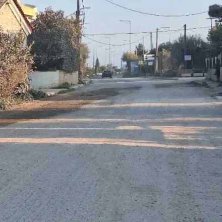 Σπάζουν αυτοκίνητα στον σκαμμένο δρόμο Ασίνη – Τολό