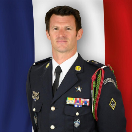 Αυτός είναι ο Γάλλος ανθυπασπιστής που σκοτώθηκε στο ιρακινό Κουρδιστάν μετά από επίθεση drone