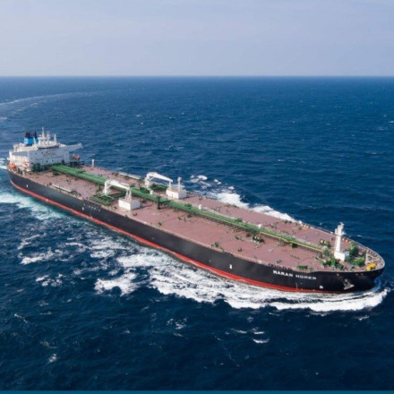 Χτυπήθηκε ελληνικό πλοίο στη Μαύρη Θάλασσα - Καλά στην υγεία τους οι δέκα Έλληνες ναυτικοί