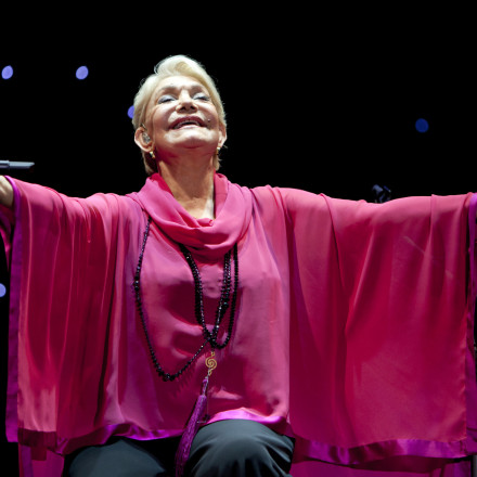 Όταν οι Scorpions τραγούδησαν Μαρινέλλα: Πώς έγινε η σπάνια μουσική συνάντηση - Βίντεο