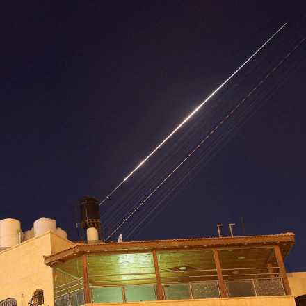 Αντίποινα Ιράν για το πλήγμα στο Νατάνζ - Πύραυλος έπεσε κοντά σε ισραηλινή πυρηνική εγκατάσταση