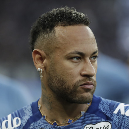 Νεϊμάρ: Ο «πρίγκιπας» που έχασε τον δρόμο ανάμεσα στην τράπουλα... και το γήπεδο