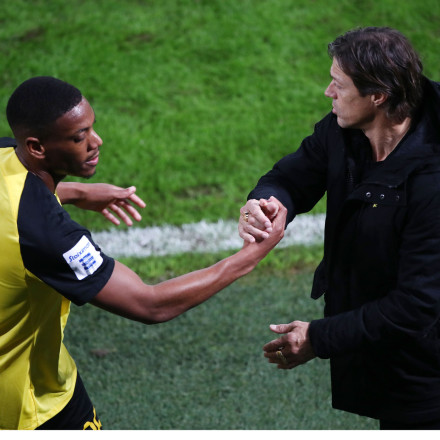 Ματίας Αλμέιδα: Κοντά στην επιστροφή στο Μεξικό και την επανένωση με Μαρσιάλ