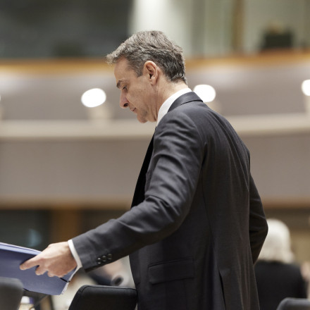 Η Αθήνα δεν περιμένει τις Βρυξέλλες για να μη «χάσει» το Πάσχα: Ακόμη και σήμερα τα νέα μέτρα