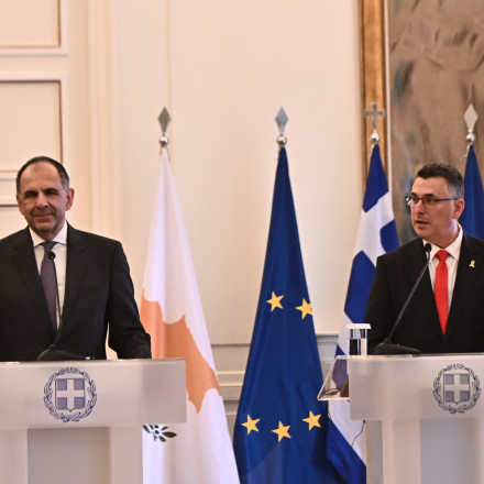 Τηλεφωνική επικοινωνία Γεραπετρίτη με τον ΥΠΕΞ του Ισραήλ