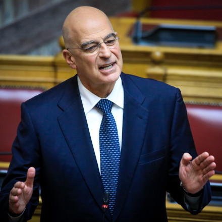 Μήνυμα Δένδια για 25η Μαρτίου: «Η ιστορική μνήμη είναι ο οδηγός για το παρόν και το μέλλον»