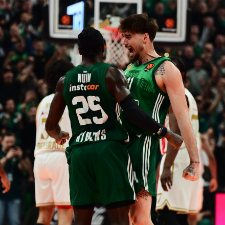 Ο Χουάντσο αποθέωσε τον Ναν για την τρομερή του εμφάνιση: «Ευχαριστώ για το δεύτερο ημίχρονο»