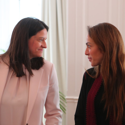 «Φροντιστήριο» προς τους υπουργούς για τον κατώτατο μισθό