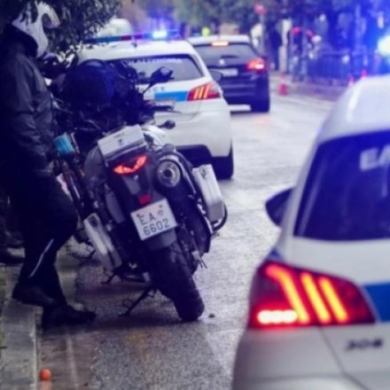 Αίσιο τέλος στον Νέο Κόσμο: Συνελήφθη ο 51χρονος που είχε ταμπουρωθεί στο σπίτι του