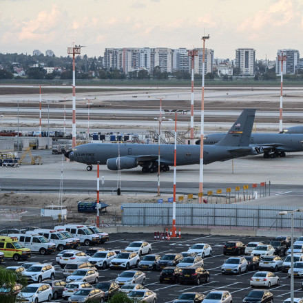 Ισραήλ: Οι Φρουροί της Επανάστασης χτύπησαν με drones αποθήκες καυσίμων στο αεροδρόμιο Μπεν Γκουριόν