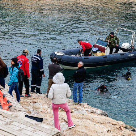 Βουλιαγμένη: Άκαρπες οι έρευνες για τον 34χρονο δύτη στο «Πηγάδι του Διαβόλου»