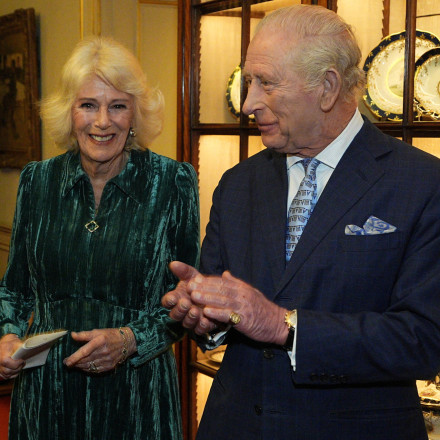 Σφοδρές αντιδράσεις για την επίσκεψη του βασιλιά Καρόλου στις ΗΠΑ - «Μεγάλο λάθος η ακύρωση»