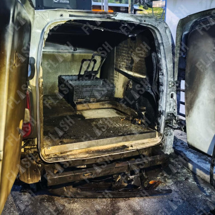 Τριπλό εμπρηστικό «χτύπημα» τα ξημερώματα της Δευτέρας στην Αθήνα - «Πονοκέφαλος» στην ΕΛΑΣ