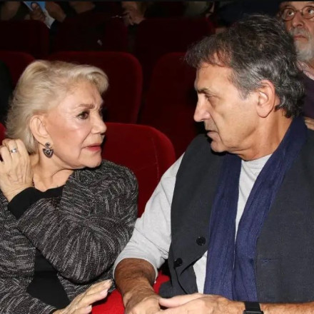 Το σπαρακτικό αντίο του Γιώργου Νταλάρα στη Μαρινέλλα: «Σ’ ευχαριστώ για όλα, μάνα»