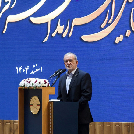 Προειδοποιεί ο Πεζεσκιάν: Θα απαντήσουμε με σθένος αν στοχοθετηθούν ιρανικές υποδομές