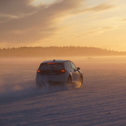Τεχνολογικό ορόσημο για την κοινοπραξία του Ομίλου Volkswagen και της Rivian