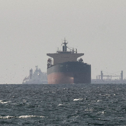 Ιρανικό τάνκερ χτυπήθηκε από τις ΗΠΑ κοντά στο νησί Χαργκ - Εκκενώνεται το πλοίο