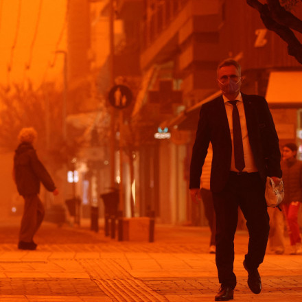 Ζερεφός στον FLASH: Αφρικανική σκόνη και δεισιδαιμονίες του Μεσαίωνα – Το φαινόμενο «αιματοβροχή»