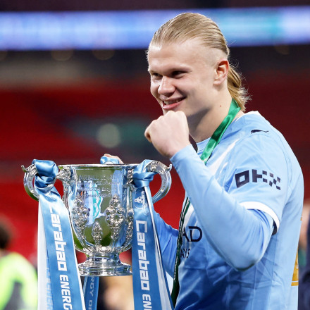 Χάαλαντ: Γκολ... και στην πολυτέλεια με τη σπάνια Mercedes-Maybach των 460.000 ευρώ